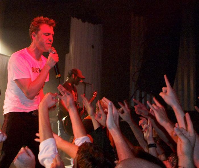 Sum41_Sum_41_punkoryan_211004_201.jpg