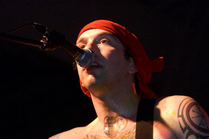 Alexisonfire_punkoryan_290904_243.jpg