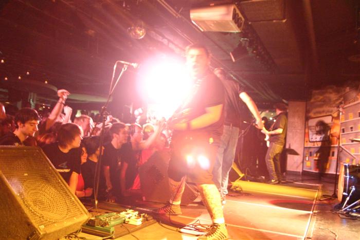 Alexisonfire_punkoryan_300404_18.jpg