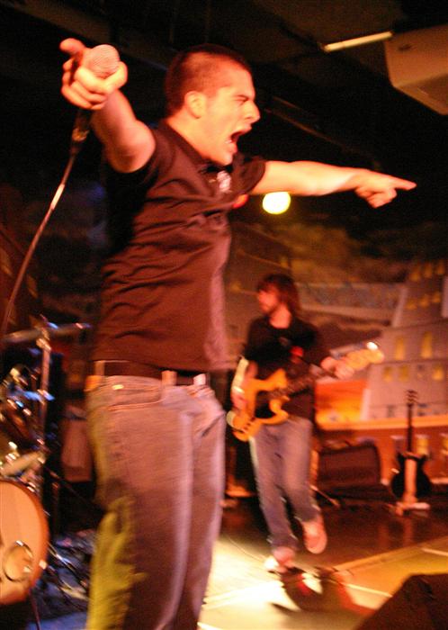 Alexisonfire_punkoryan_300404_14.jpg