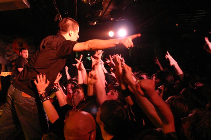 Alexisonfire_punkoryan_300404_09.jpg