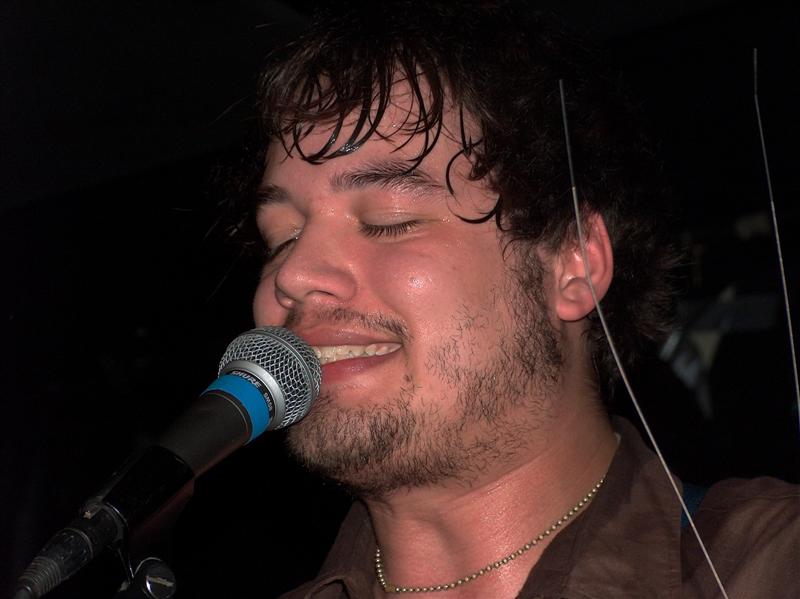 The_Paper_Kites_091003_004.jpg