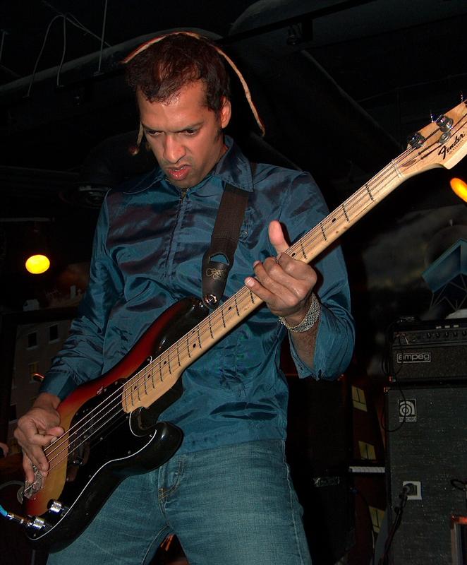 Metric_231103_002.jpg