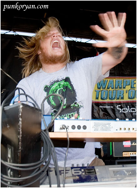 underoath - punkoryan - 200706 04.jpg
