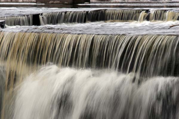 waterfall_3.jpg